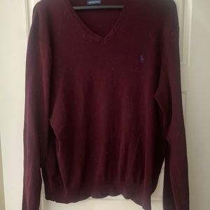 Vintage maroon men’s Ralph Lauren sweater